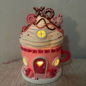 Cupcakes and cashmere Valentines hot coco house